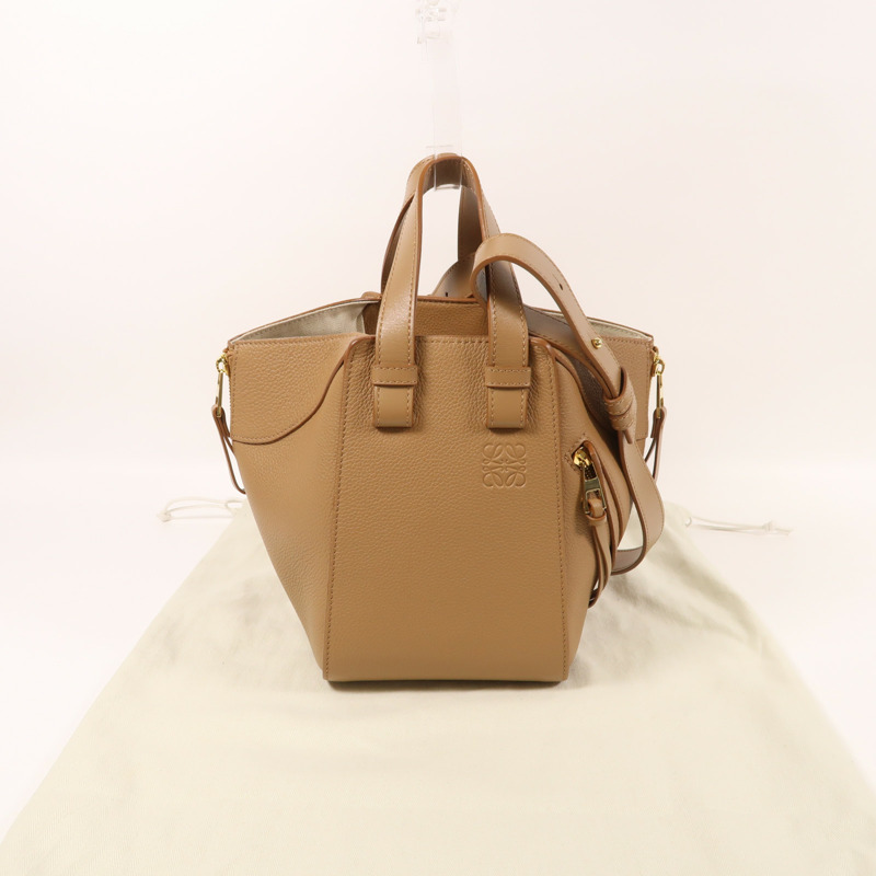 LOEWE 牛皮皮革Compact Hammock Bag金扣手挽肩背兩用袋-8