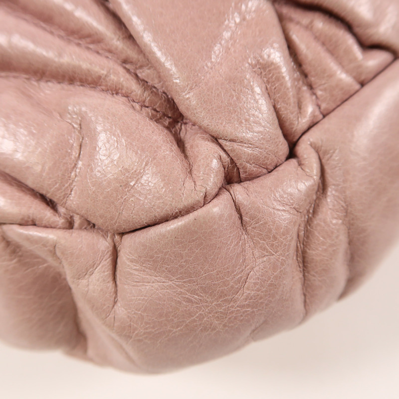 Miu Miu 牛皮皮革Matelasse Coffer金扣手挽肩背兩用袋-13