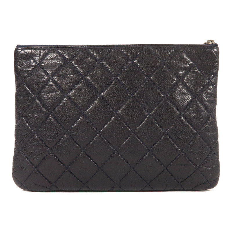CHANEL 牛皮皮革Pouch銀扣手拿包-1