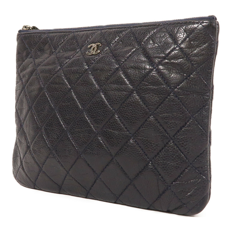 CHANEL 牛皮皮革Pouch銀扣手拿包-2