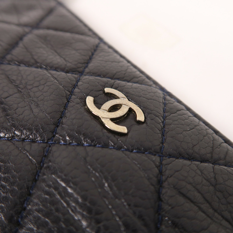 CHANEL 牛皮皮革Pouch銀扣手拿包-7