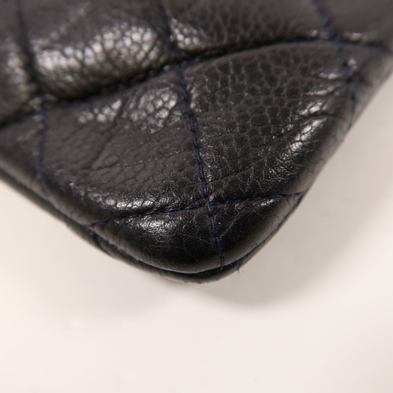 CHANEL 牛皮皮革Pouch銀扣手拿包-9