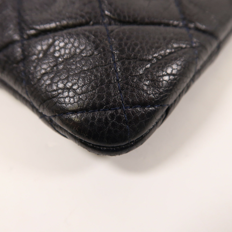 CHANEL 牛皮皮革Pouch銀扣手拿包-11