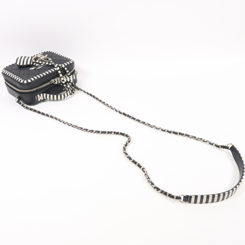 CHANEL 牛皮皮革Filigree Vanity Case銀扣手挽肩背兩用袋-8