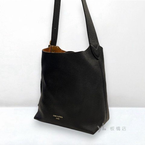 LV包包 黑色小牛皮Low Key Hobo PM水桶包 M25352-2