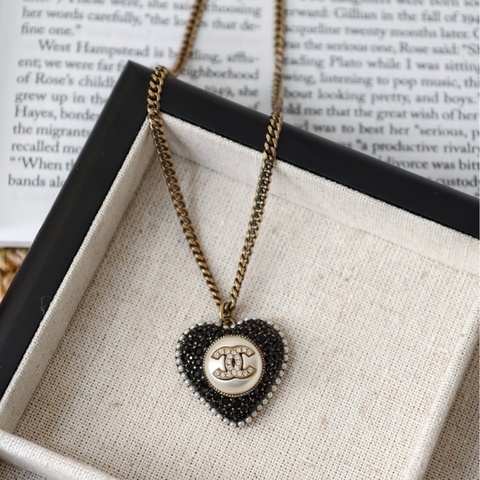 Chanel香奈兒 黑白水鑽項鍊