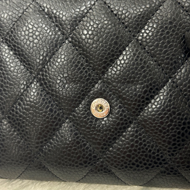 Chanel 黑色荔枝紋皮 CF 銀色 LOGO 三折短夾-10