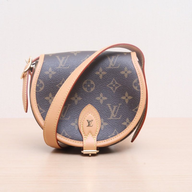 CHANEL CF口蓋包大Mini20黑白羊皮晶片開金扣22C熊貓肩背包-1