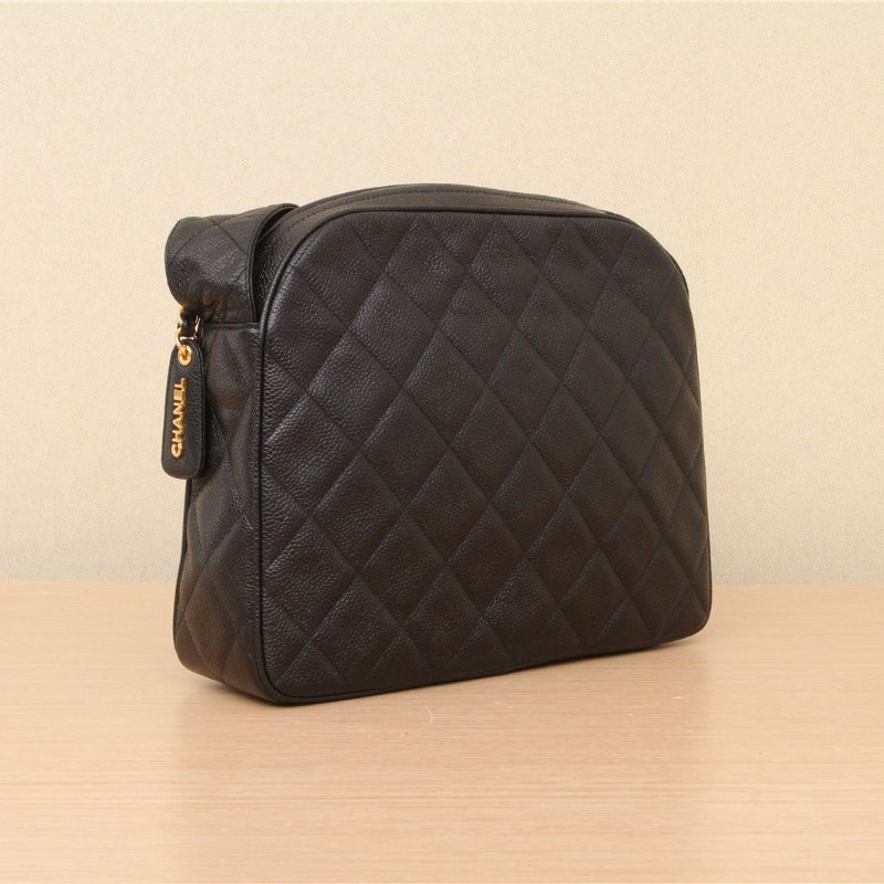 CHANEL 中古愛心耳夾肩背包-2