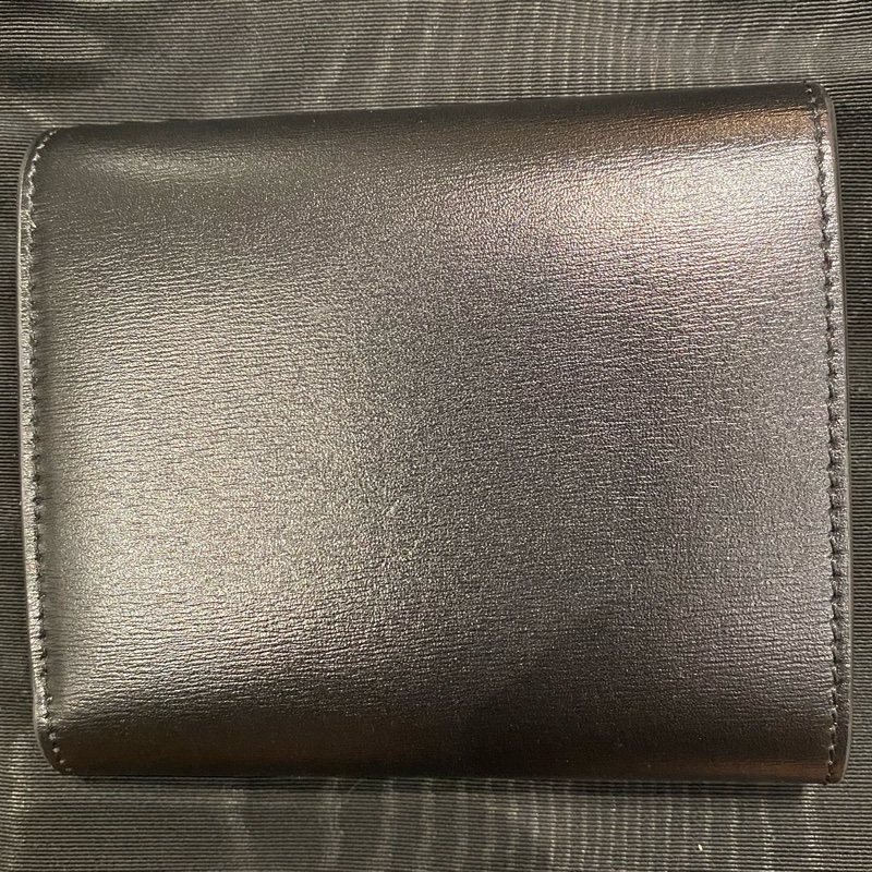 Celine 黑牛皮凱旋門釦三折短夾-12