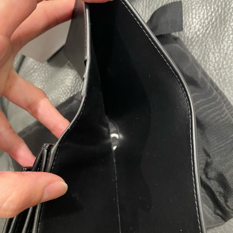 Celine 黑牛皮凱旋門釦三折短夾-18