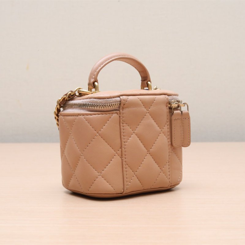 CHANEL 中古皮穿鏈手鏈S-M碼肩背包-4