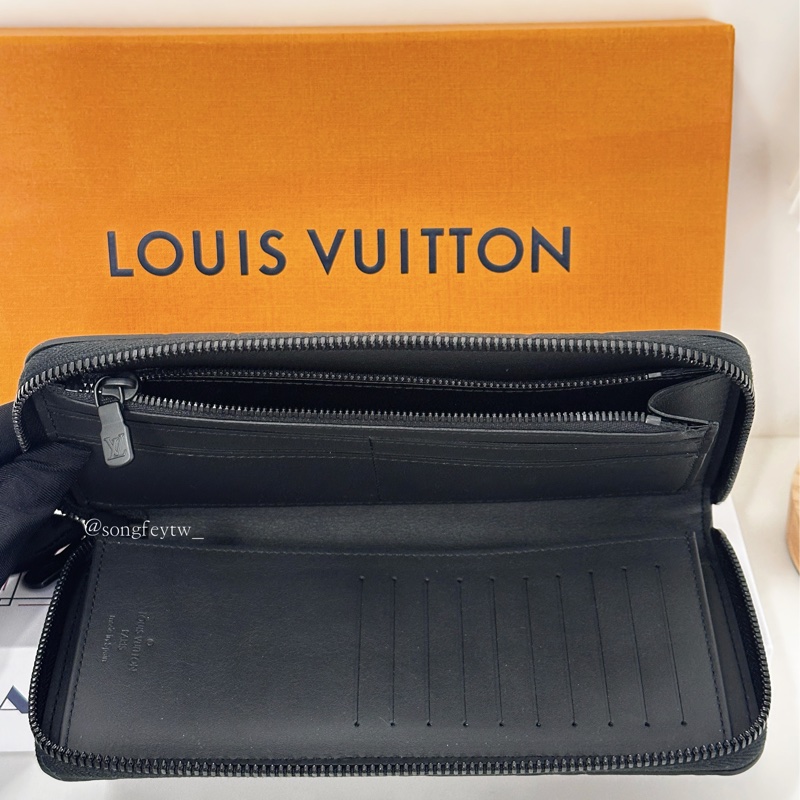 Louis Vuitton｜LV 男款 壓紋 拉鏈長夾-5