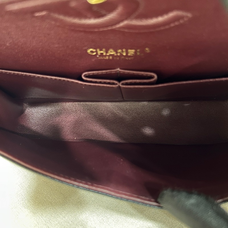 Chanel 中型經典雙翻蓋魚子醬粒面皮革肩背包-22