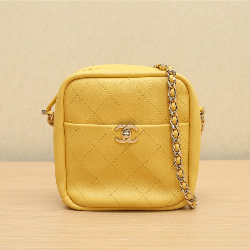CHANEL 中古雙C吊墜胸針肩背包-0