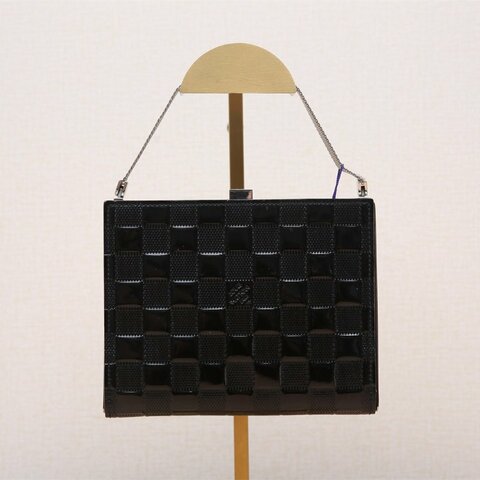 CHANEL 中古圓餅擋臉包黑白肩背包