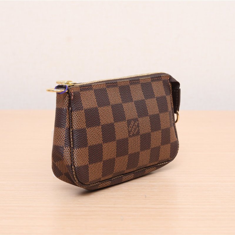 CHANEL 中古腰鏈合金肩背包-1