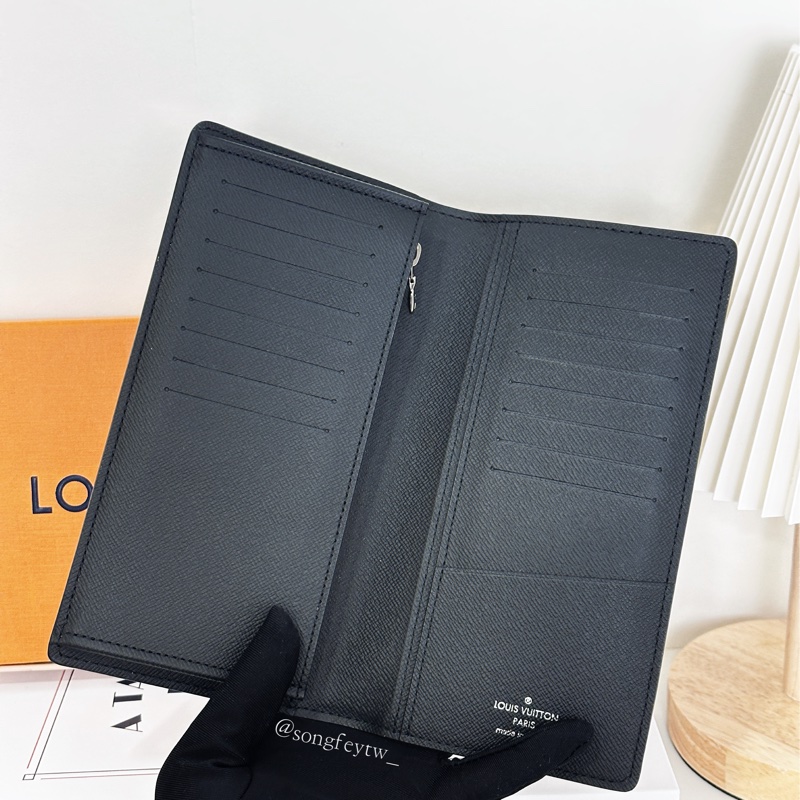 LV 經典老花 對開兩折長夾-3