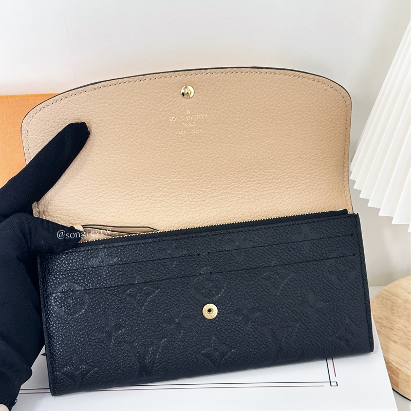 LV 壓紋 薄款 信封長夾-3