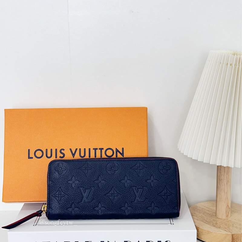 LV 壓紋 薄款 拉鏈長夾-0