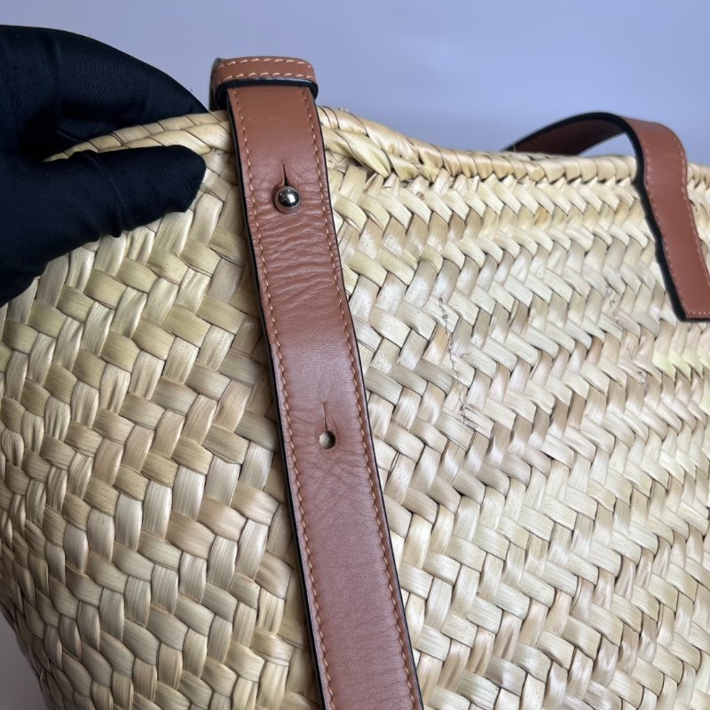 LOEWE 宮崎駿聯名款草編包-6