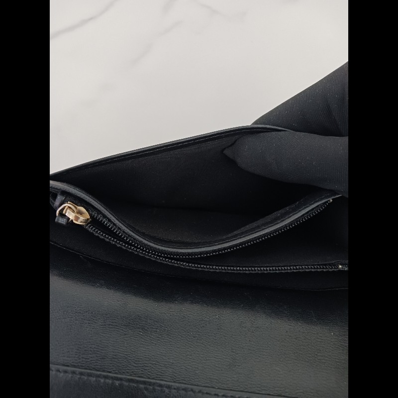 CHANEL 長銀包-19
