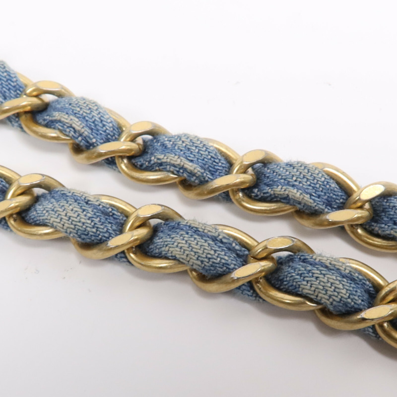 CHANEL 牛仔布Chain Shoulder Bag金扣鏈帶肩背袋-10