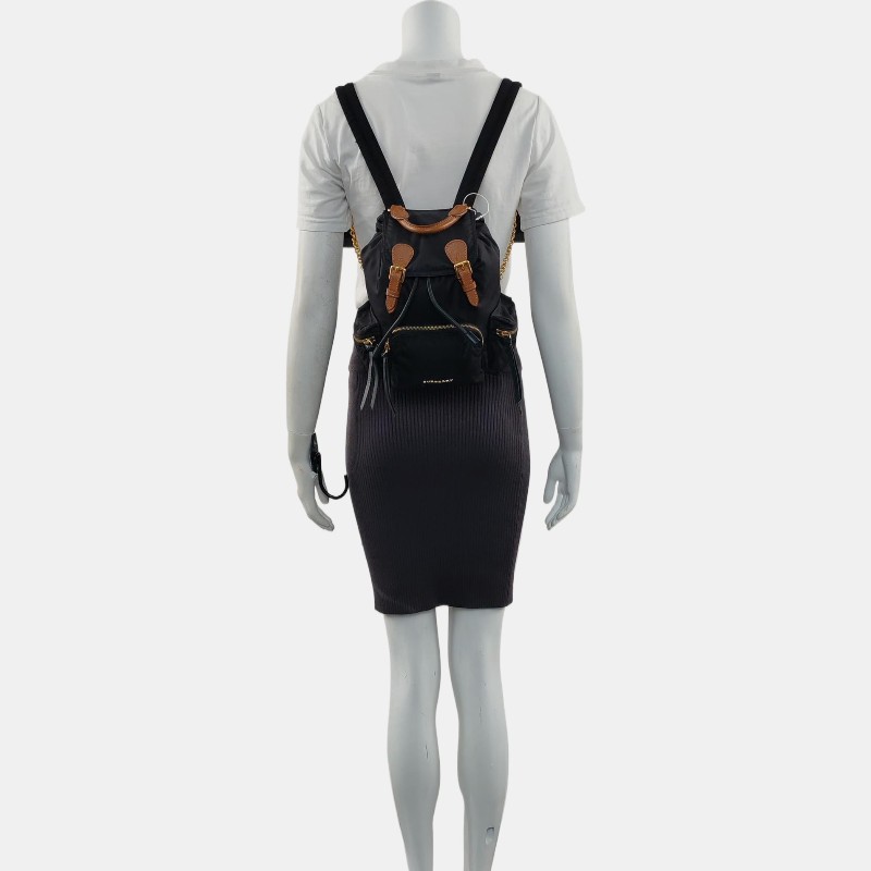 BURBERRY The Rucksack 黑色尼龍雙肩包手提包 金色五金-1