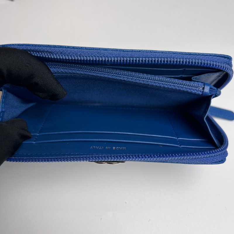 CHANEL BOY荔枝紋中夾藍29開-7