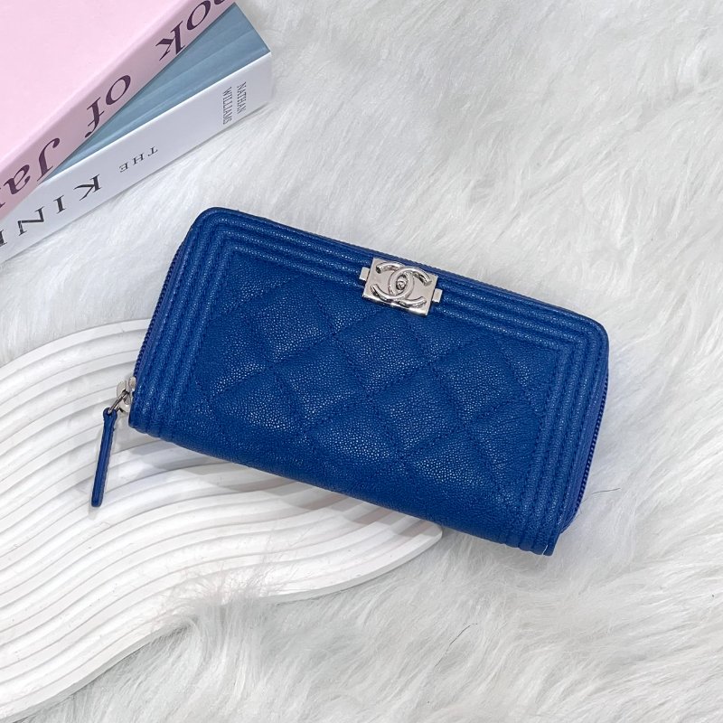 CHANEL BOY荔枝紋中夾藍29開-0