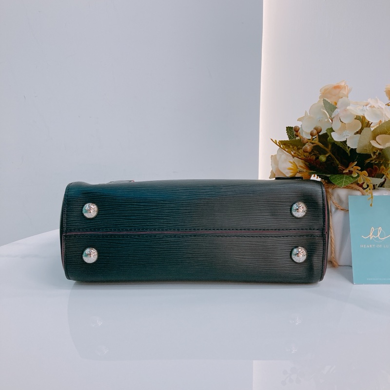 MS0366 LOUIS VUITTON 路易威登樹皮紋牛皮兩用翻蓋式包包CLUNY PM EPI-4