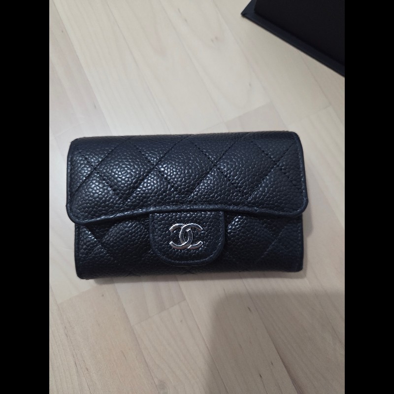 Chanel card holder-0