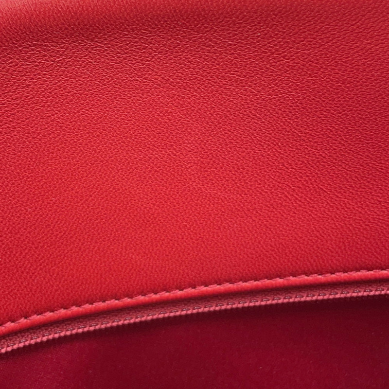 香奈兒鏈條手提包，飾有Coco標誌、人字紋和羊皮V形縫線-8