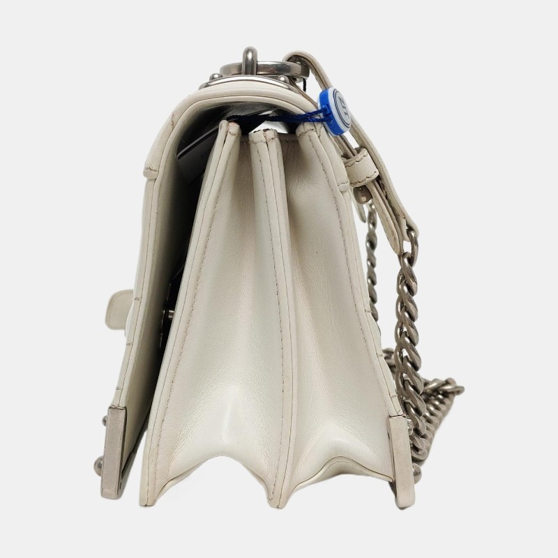 PRADA Cahier白色羊皮鉚釘絎縫斜挎包單肩包 銀色五金 可拆卸肩帶-2