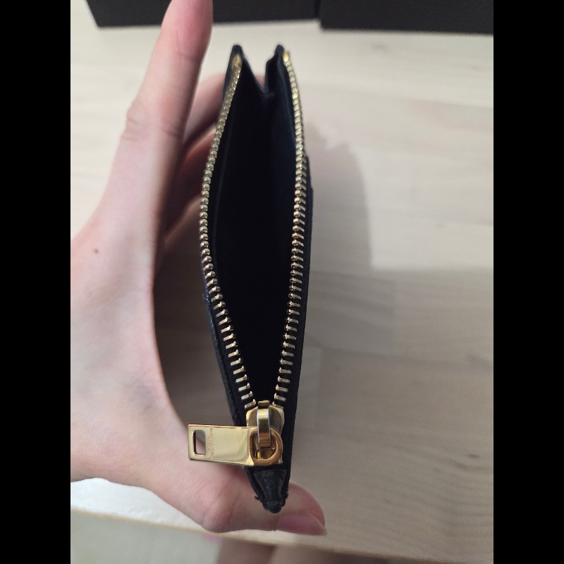 Saint laurent 魚子醬卡片套-3