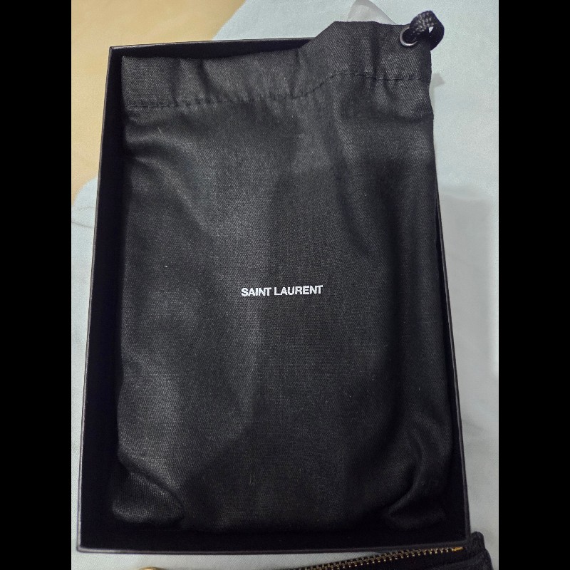 Saint laurent 魚子醬卡片套-7