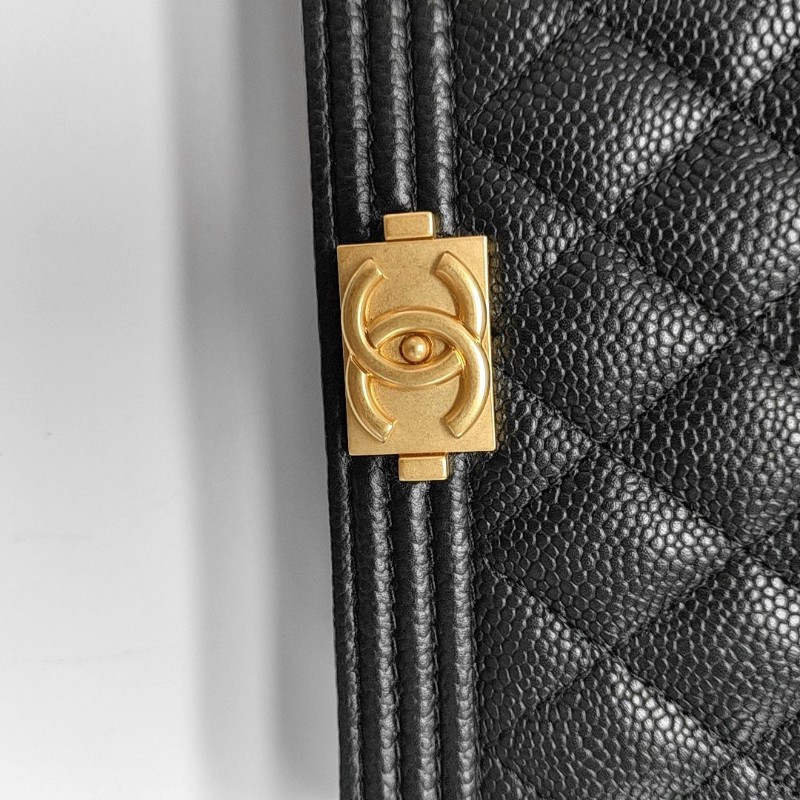 CHANEL BOY CHANEL 小號 黑色荔枝紋牛皮菱格紋絎縫單肩包斜挎包 金色五金31開-8