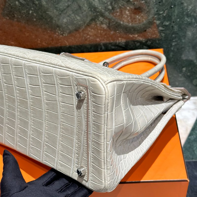 【極致天菜】HERMES 30CM BIRKIN 8L 冰川白 霧面 鱷魚-2