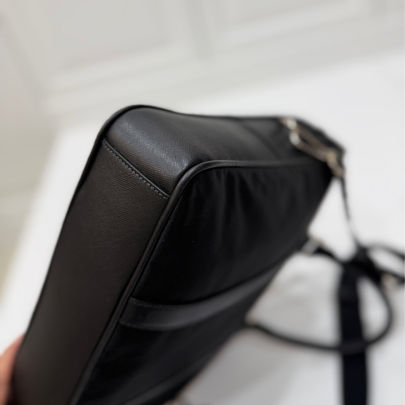 PRADA 黑色 尼龍 公事包 手提包 肩背包 側背包 斜背包 電腦包 文件包-18