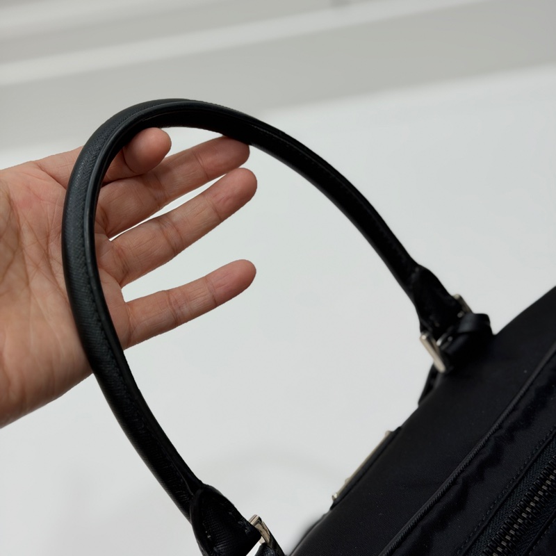 PRADA 黑色 尼龍 公事包 手提包 肩背包 側背包 斜背包 電腦包 文件包-23