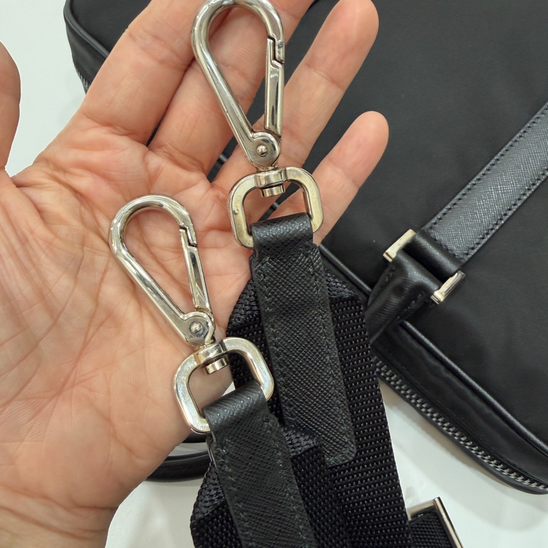 PRADA 黑色 尼龍 公事包 手提包 肩背包 側背包 斜背包 電腦包 文件包-33