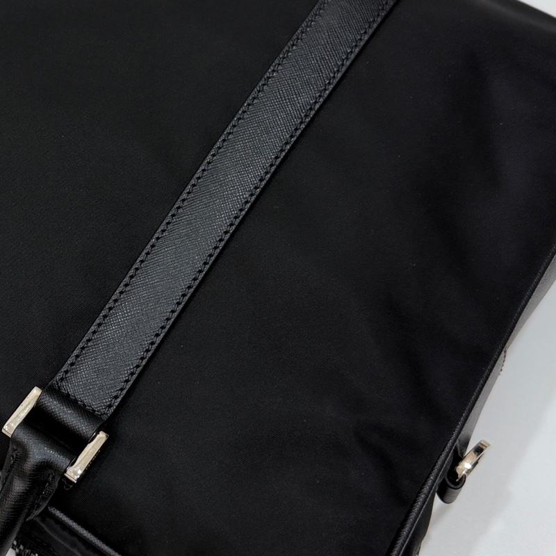 PRADA 黑色 尼龍 公事包 手提包 肩背包 側背包 斜背包 電腦包 文件包-42