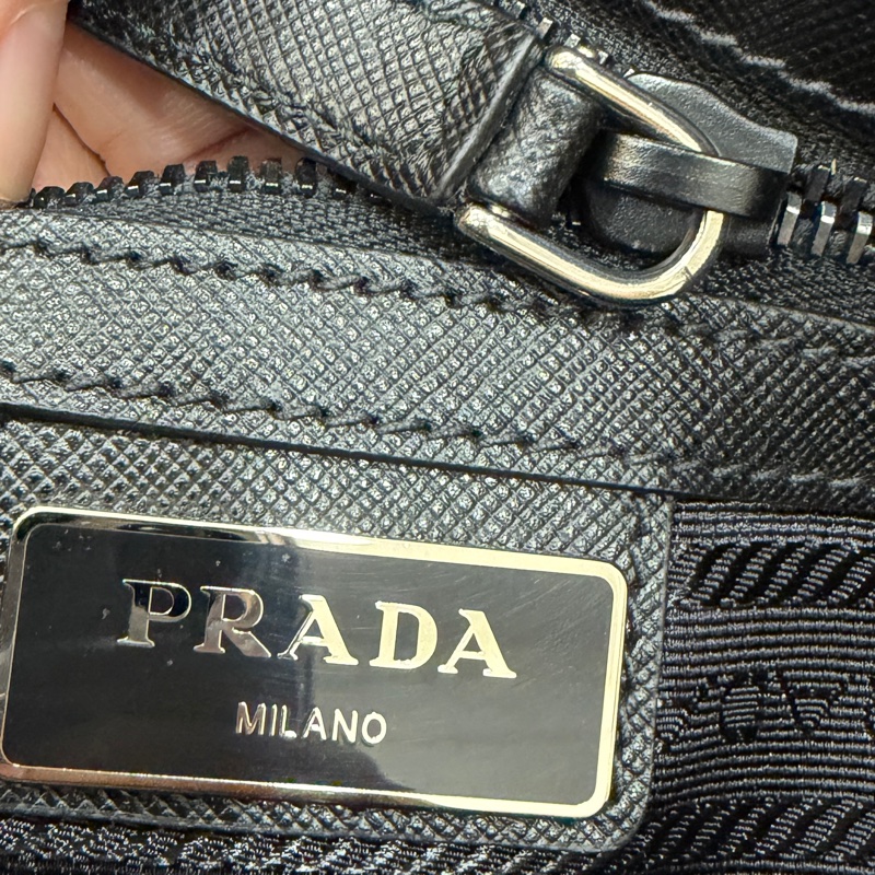 PRADA 黑色 尼龍 公事包 手提包 肩背包 側背包 斜背包 電腦包 文件包-45