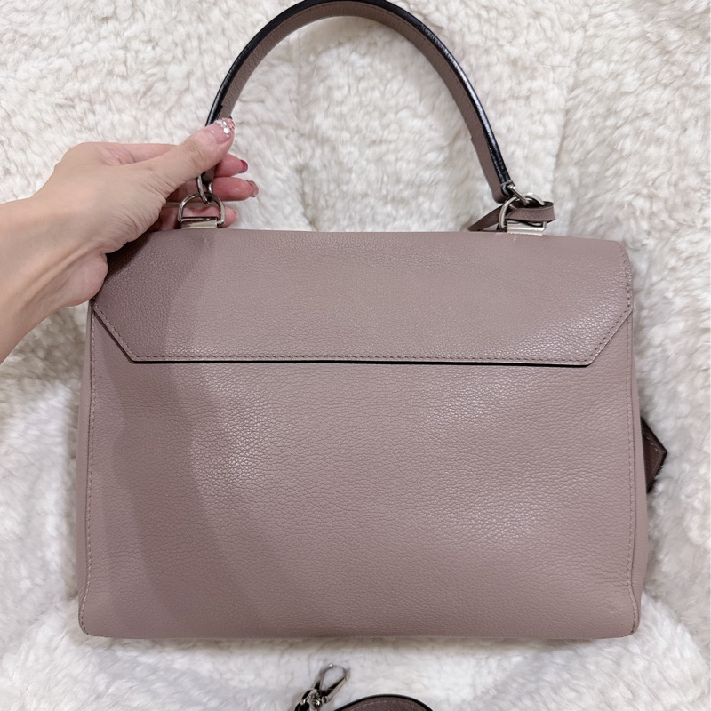 路易威登(Louis Vuitton)Lockme(手提肩背包)-26