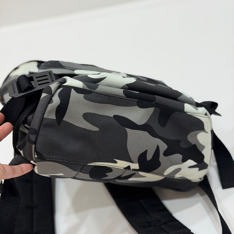 Balenciaga 巴黎世家 Army Multicarry 黑白 迷彩 後背包 雙肩包 肩背包 手提包-5
