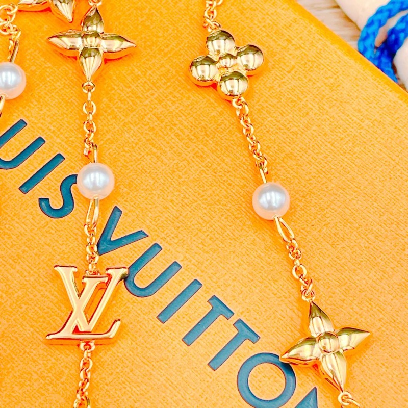 🌷Louis Vuitton*近全新* 珍珠經典老花logo長項鍊｜經典花紋✦fufu style 精品✦ 氣質款｜-3