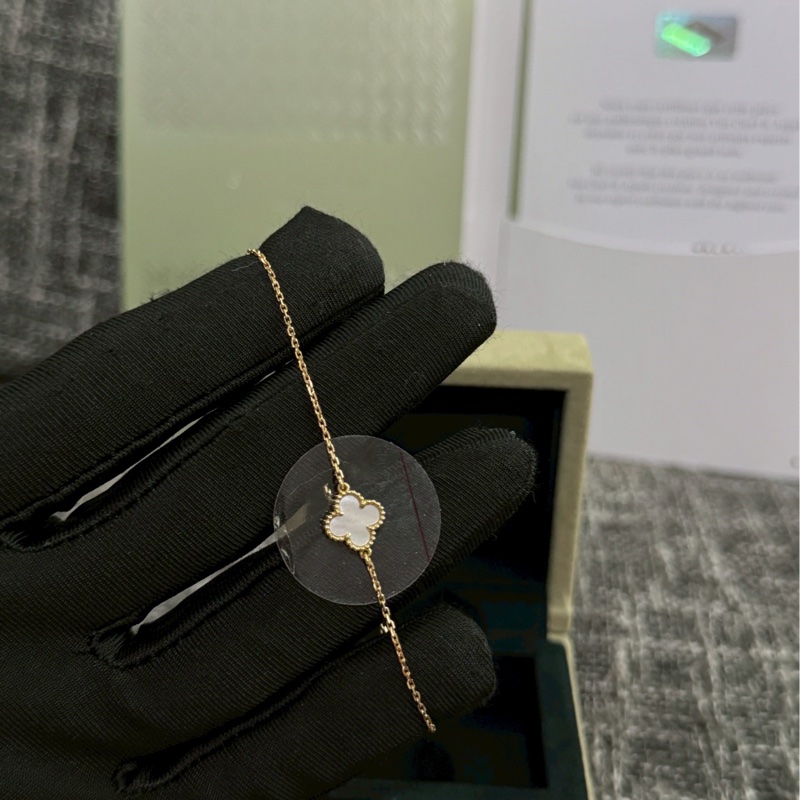 VCA 白母貝手鍊-2