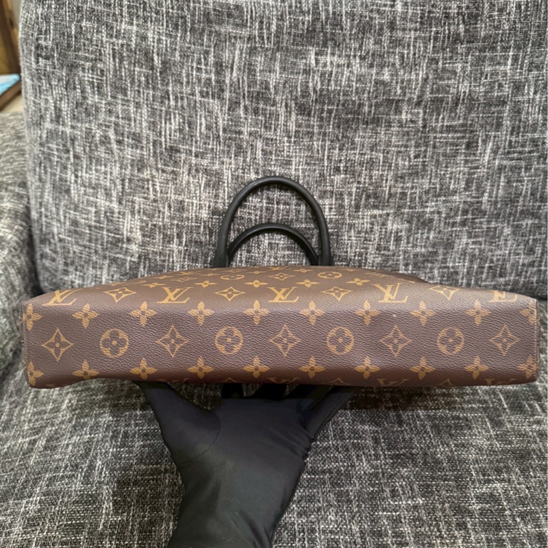 LV老花手提肩背公事包-3