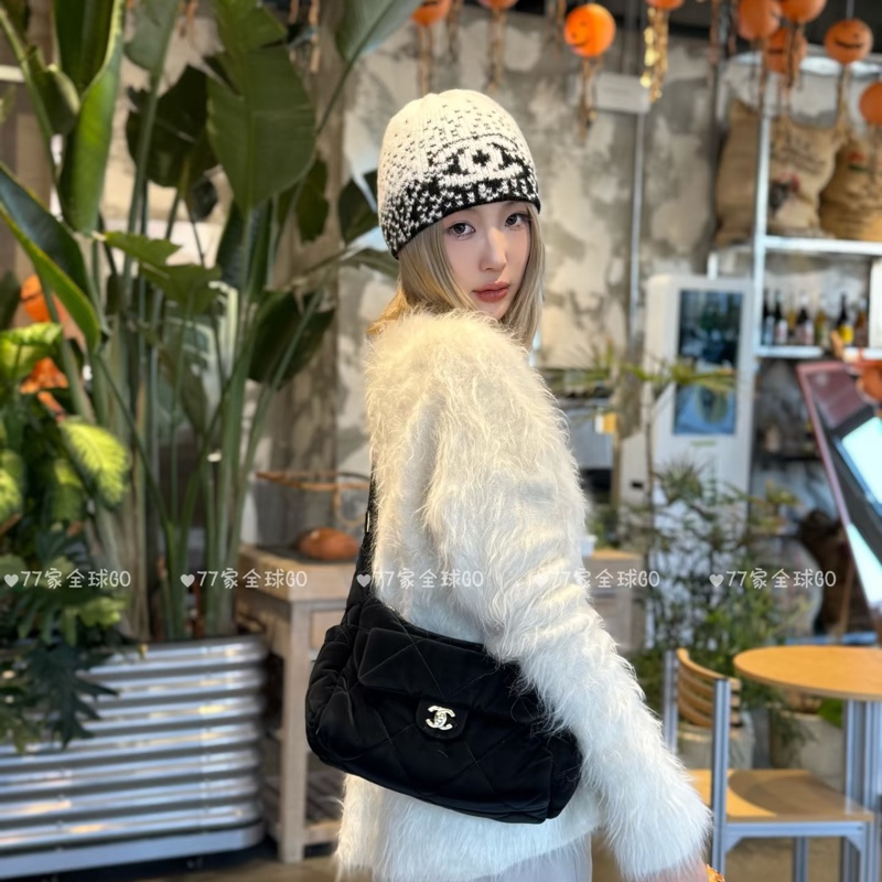 Chanel 25N 黑白冷帽 Beanie-3