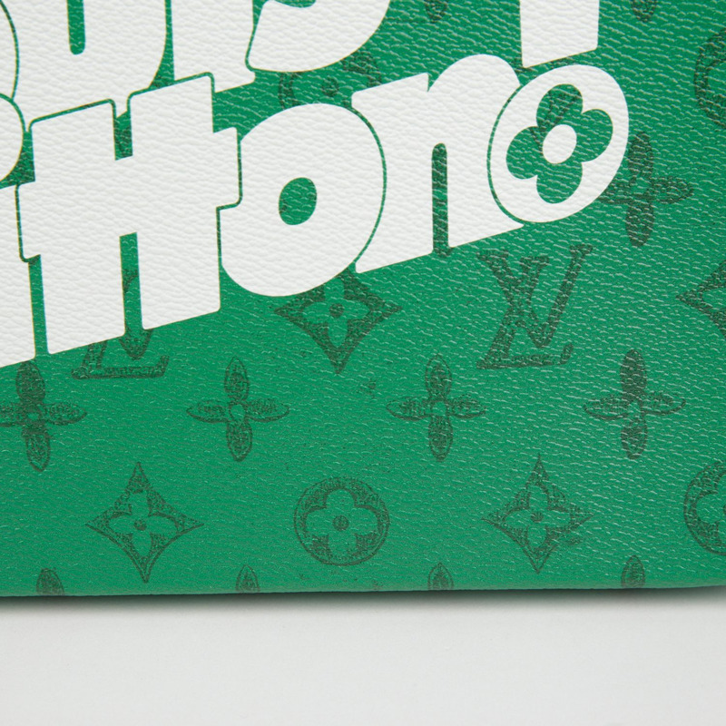 LOUIS VUITTON M80803 Pochette Voyage 中型手拿包-2